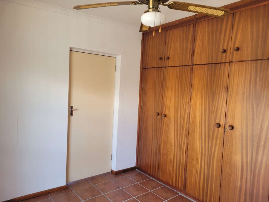 4 Bedroom Property for Sale in Bothasig Western Cape
